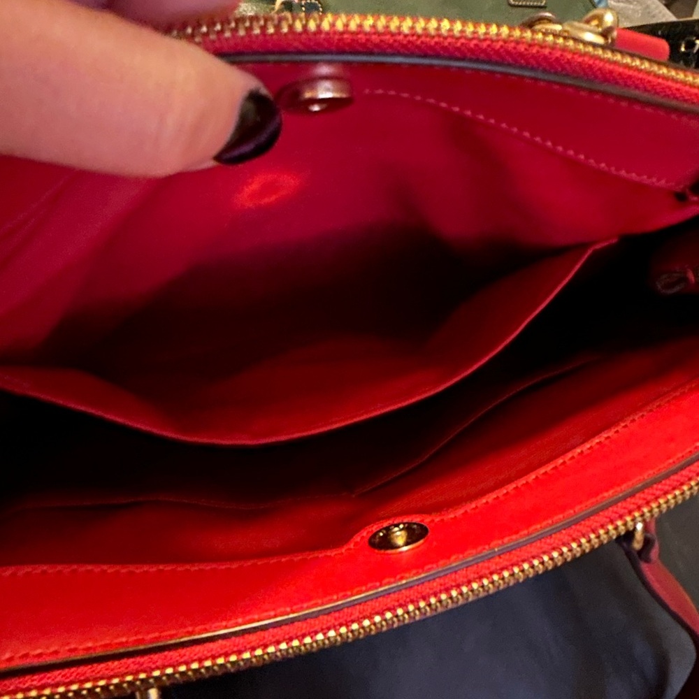 Coach Brown Signature Crossbody Bag with Red Trim - Picture 3 of 7
